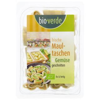 Maultaschen Gemüse geschnitten